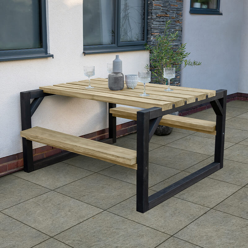 Forest Colour Block Wooden Garden Picnic Bench 4'8 x 4'7 (1.42m x 1.40m) online kaufen